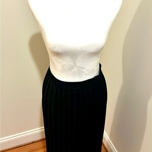 Vintage 80s Pleated Black Midi Skirt